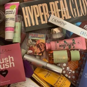 12 Piece Mystery Box- Makeup, face, bath and body